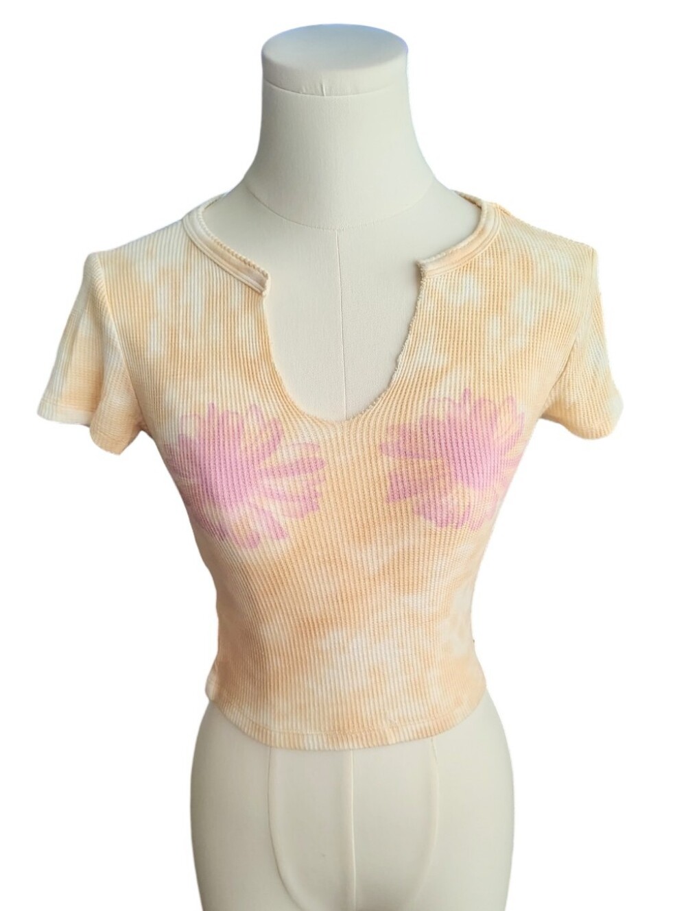 Aerie Pale Yellow Tie Dye Thermal Knit V-neck Pink Flower Crop Top Size XXS